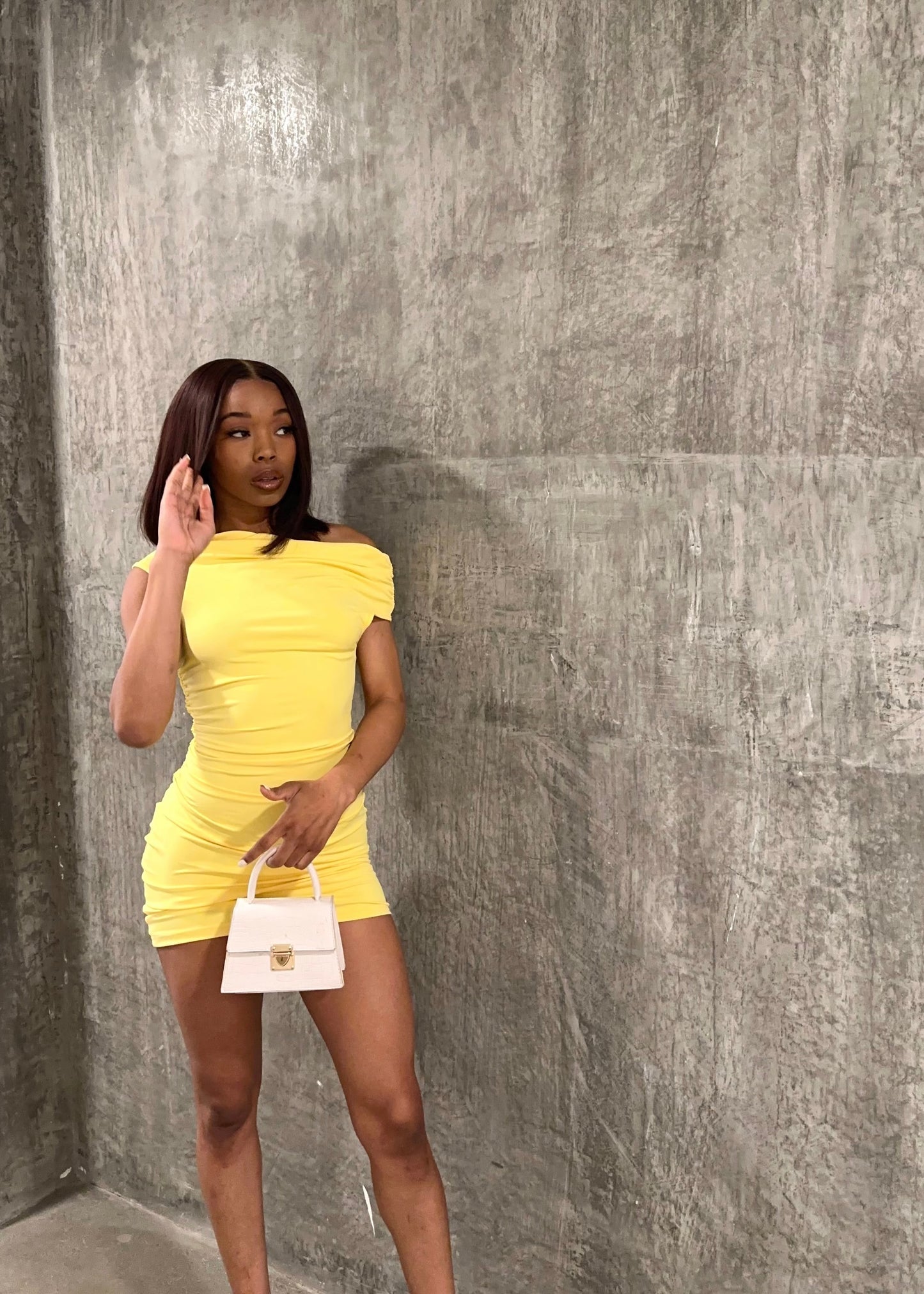 She’s the moment snatched Mini - Yellow