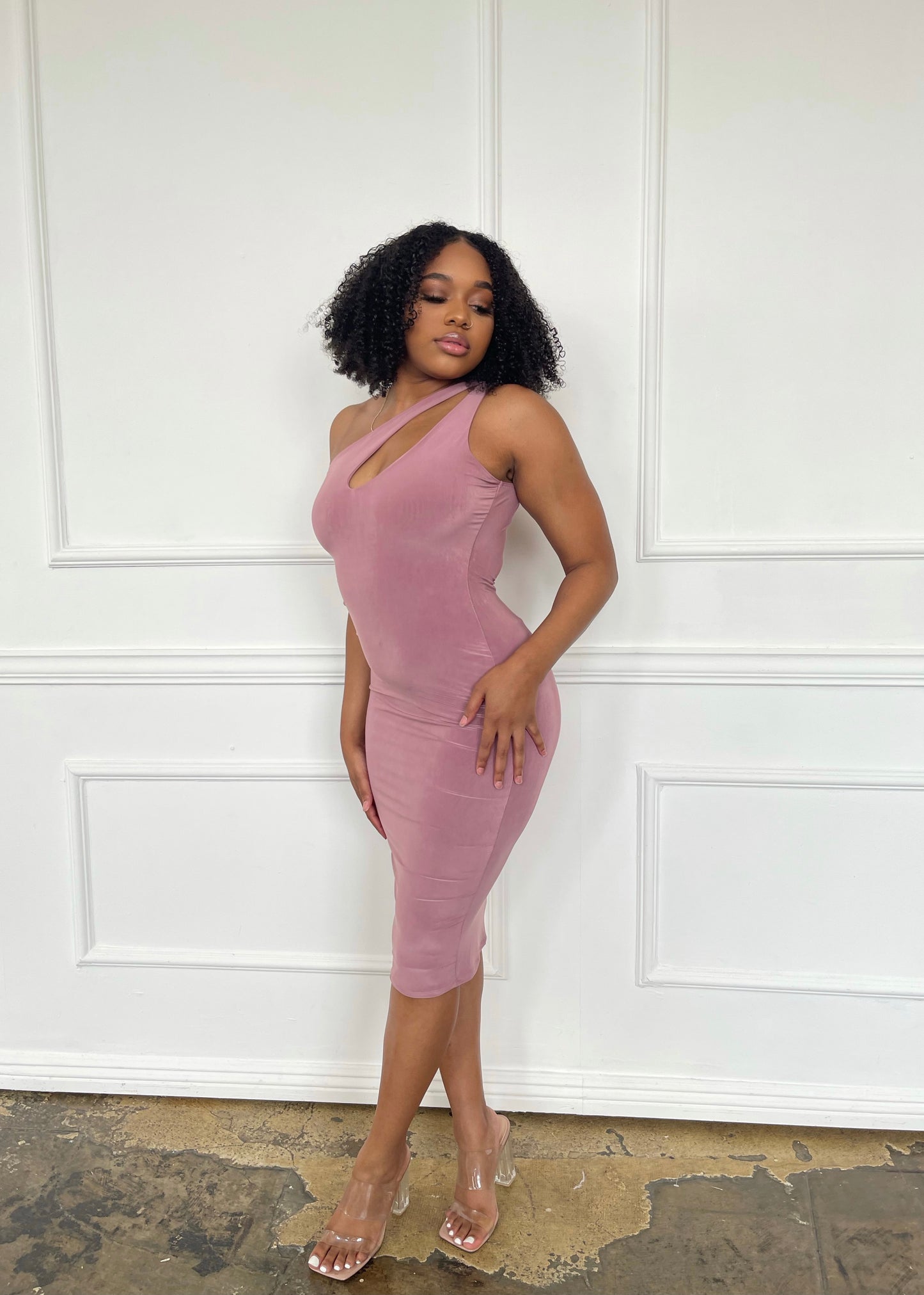 Made You Blush Midi Dress - Miss Londyn